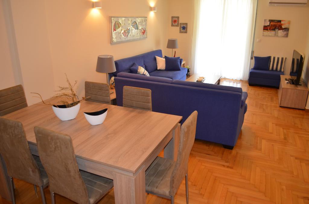 Апартаменты Pedion Areos Park 6 Center 6 Афины Экстерьер фото